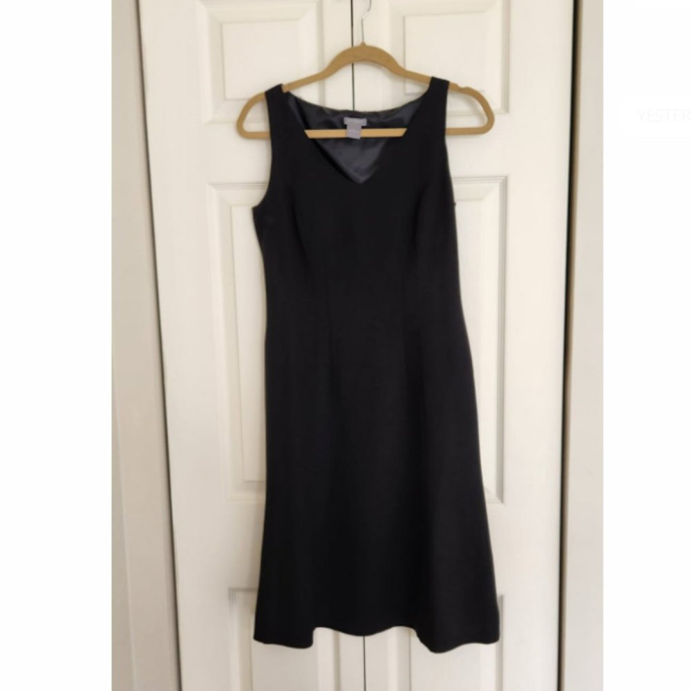 Ann Taylor Little black dress Size 4